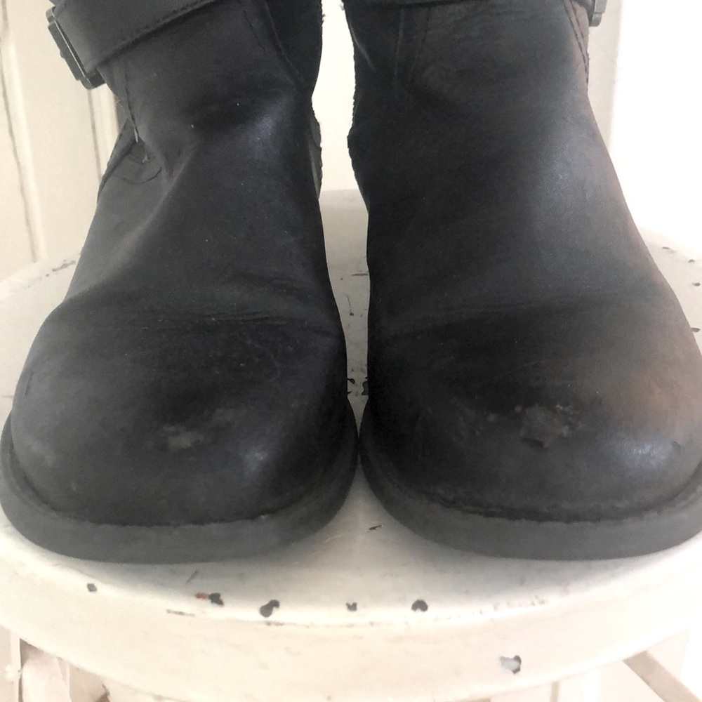 Guess Riding Boots - Picture 3 of 7